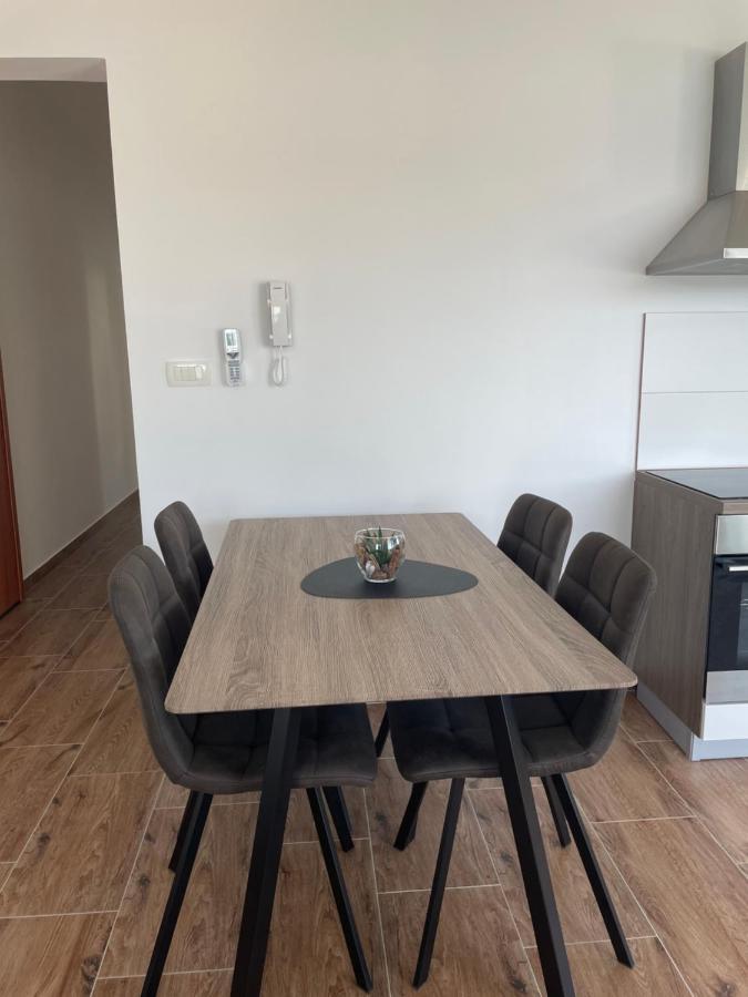 טרוגיר A&A Apartments By The Sea מראה חיצוני תמונה