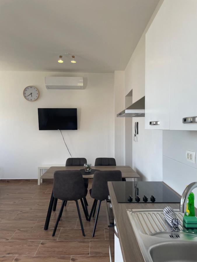 טרוגיר A&A Apartments By The Sea מראה חיצוני תמונה